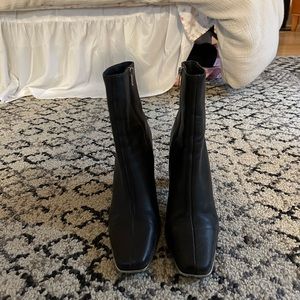 Black Steve Madden boots